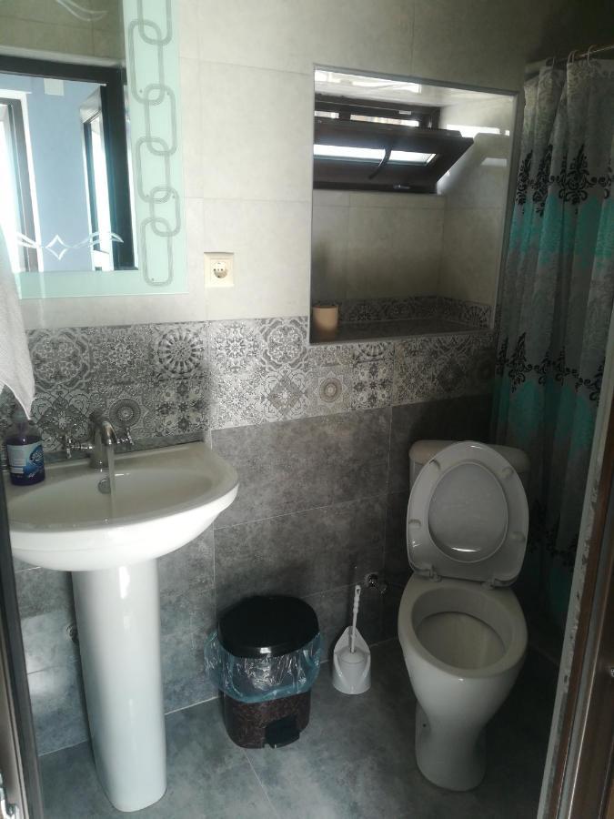 קזבגי Guest House Lela Rezo מראה חיצוני תמונה
